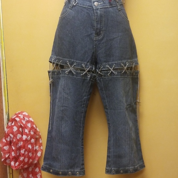 Black jeans capri or shorts with chains - Picture 4 of 8